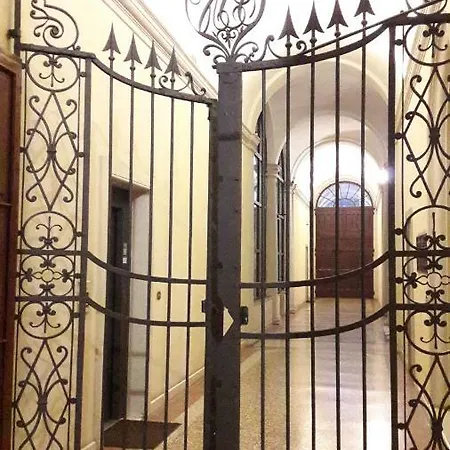 Mini Chic Downtown Apartament