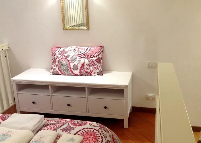 Mini Chic Downtown Apartment